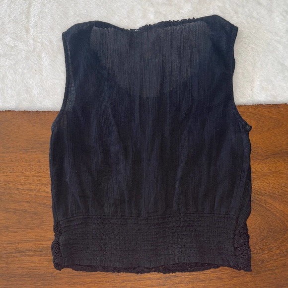 Illa Illa‎ Women's Sheer Sleeveless Black Lace Tank Crop Top Size Small - Picture 3 of 4